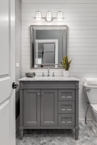 Vanity Refacing in Mansfield