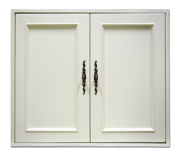 Cupboard Hardware Replacement Service