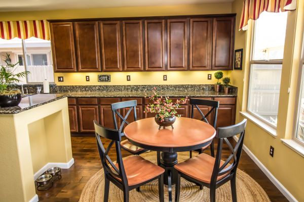 Oak Cabinet Remodeling in Mansfield